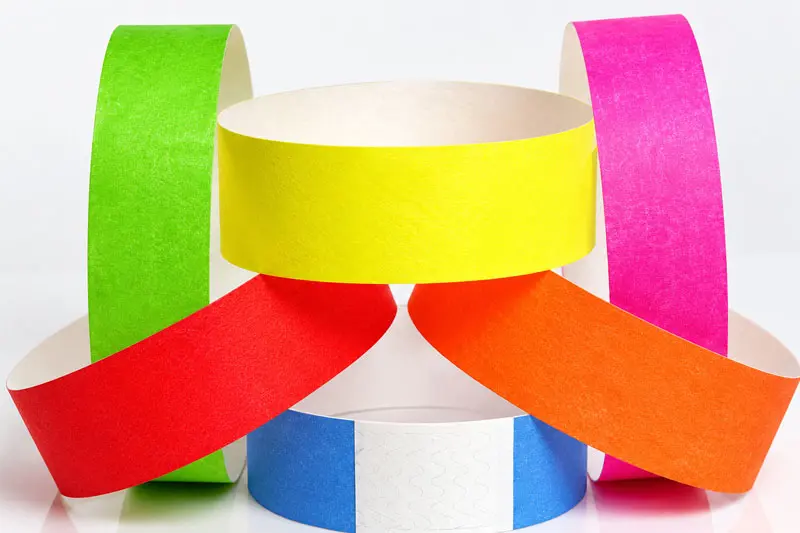 Modelo de Pulseira Tyvek
